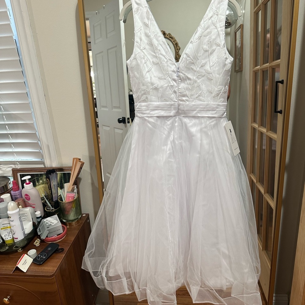 Lulu's Elegant White Wedding Dress - Picture 3 of 4